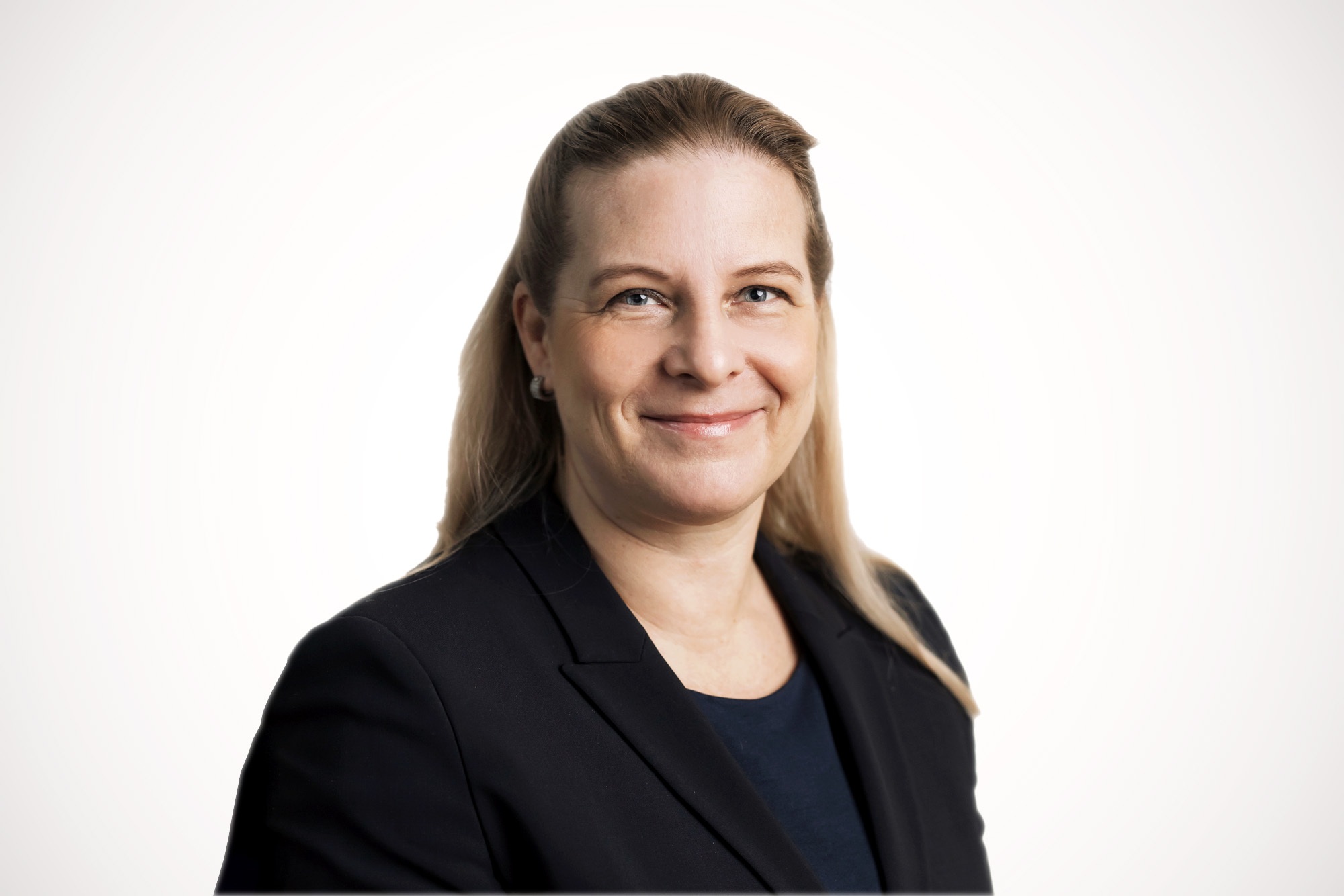Ålandsbanken - Osakestrategi Tanja Wennonen-Kärnä liittyy Ålandsbankenin varainhoitotiimiin